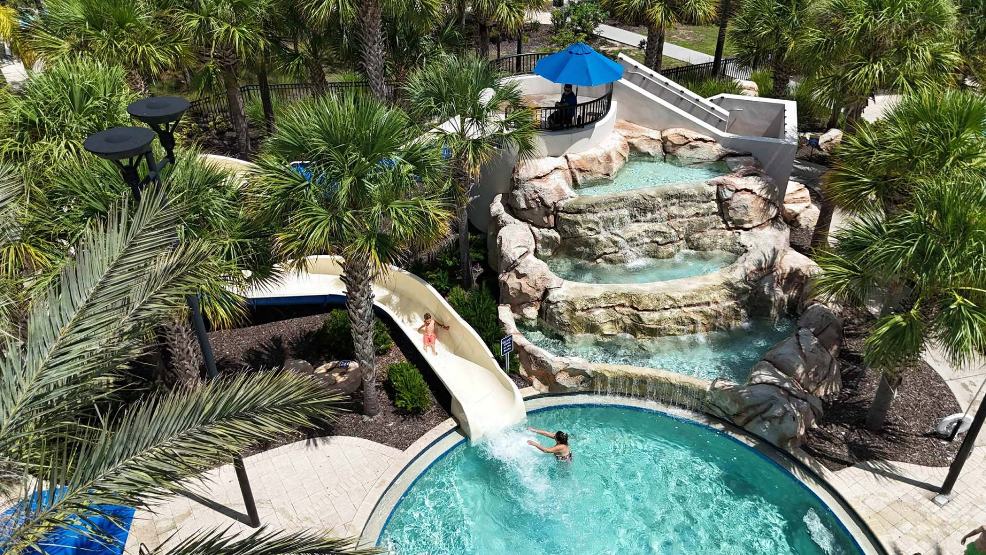 ジョルディ-・ラバンダ　L.A Pool Solterra Resort - Davenport, FL - Solterra Resort Amenity Center